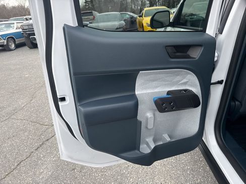 Used 2025 Ford Maverick XLT w/ Equipment Group 302A image 24