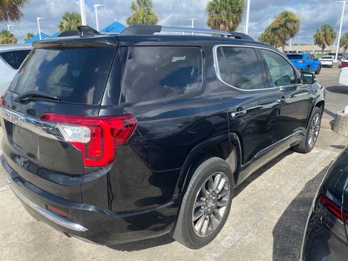 Used 2023 GMC Acadia Denali FWD image 3