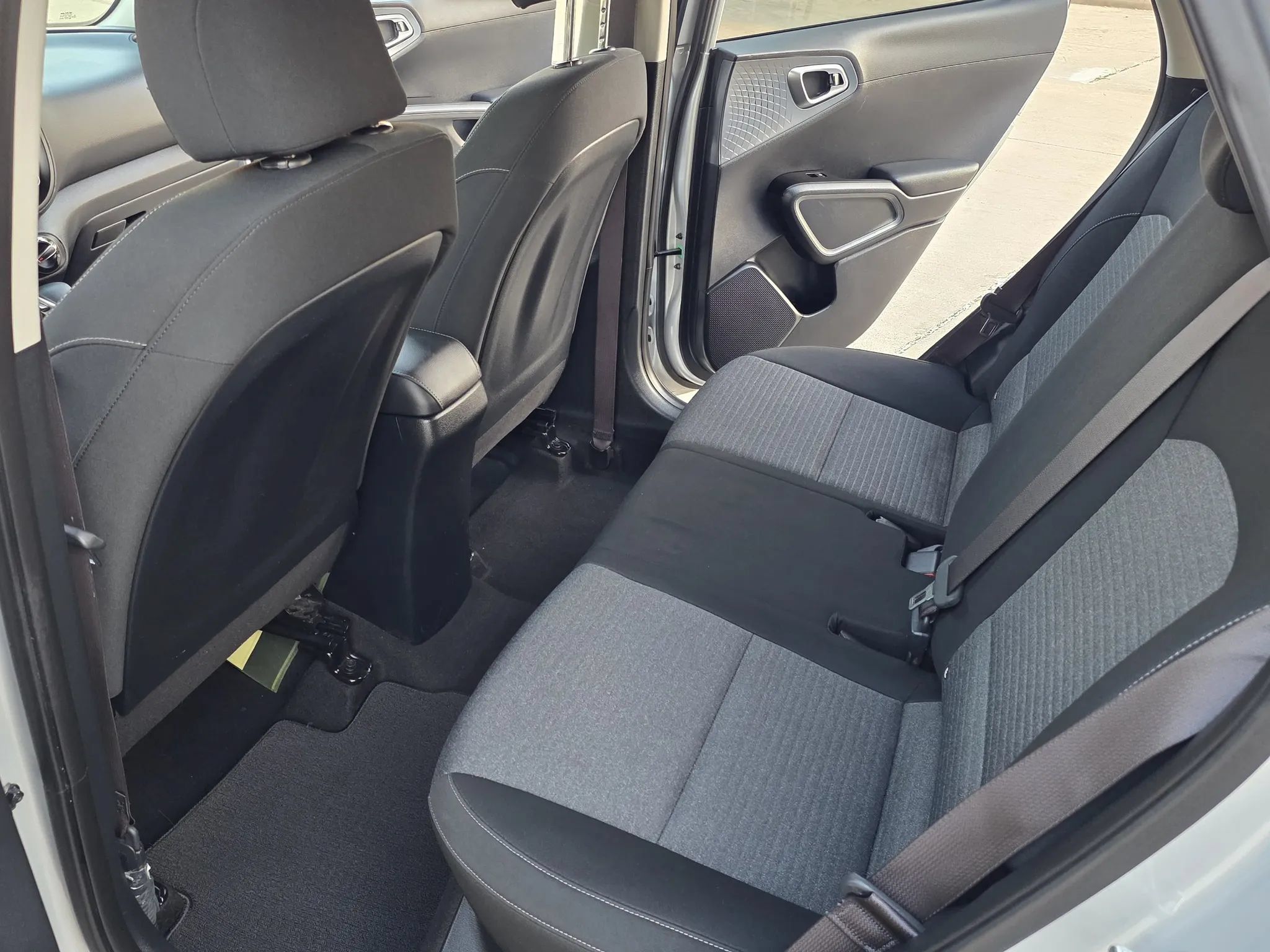 Used 2021 Kia Soul S FWD image 23