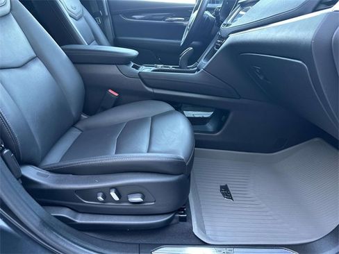 Certified 2022 Cadillac XT5 Premium Luxury w/ LPO, Floor Liner Package image 48