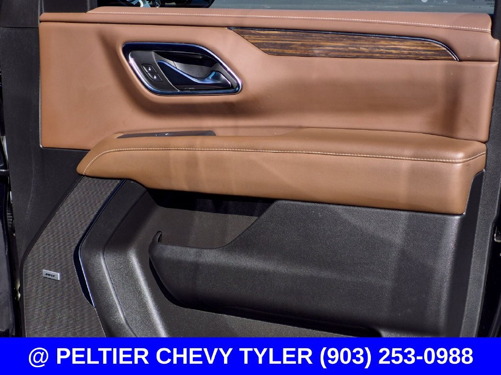 Used 2024 Chevrolet Suburban High Country w/ Max Trailering Package AWD/4WD image 15