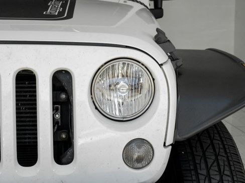 Used 2017 Jeep Wrangler Unlimited Sport AWD/4WD image 44