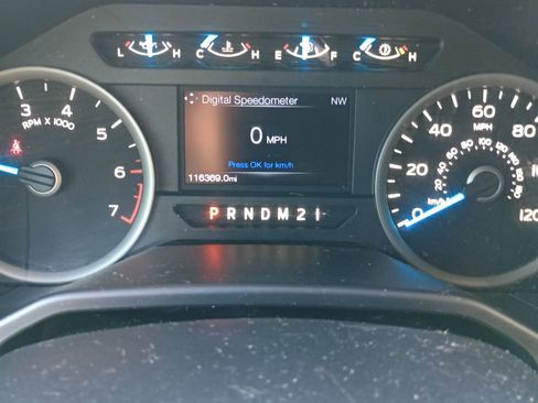 Used 2016 Ford F150 XLT w/ Equipment Group 302A Luxury image 10