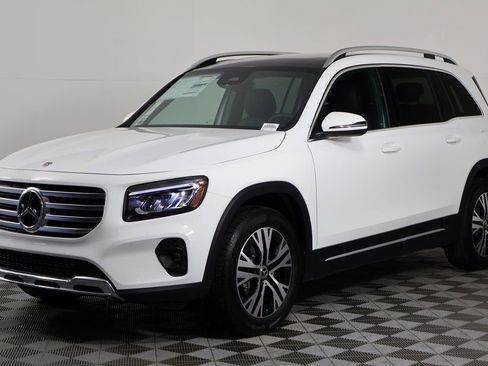 New 2026 Mercedes-Benz GLB 250 image 1