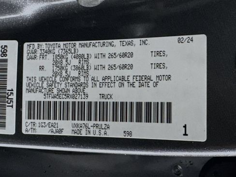Used 2024 Toyota Tundra Limited w/ TRD Off-Road Package AWD/4WD image 39