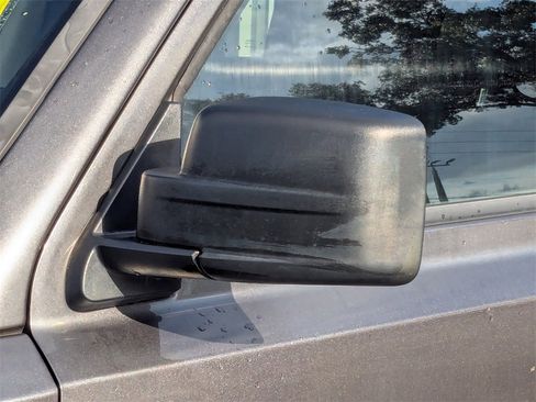 Used 2016 Jeep Patriot High Altitude image 17