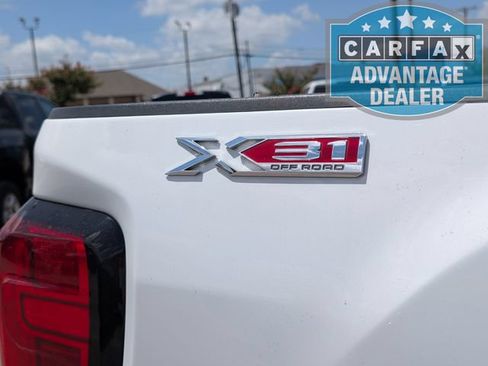 Used 2021 GMC Sierra 2500 SLE w/ X31 Off-Road Package AWD/4WD image 34