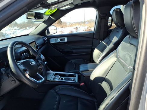 Used 2023 Ford Explorer ST w/ Equipment Group 401A image 12