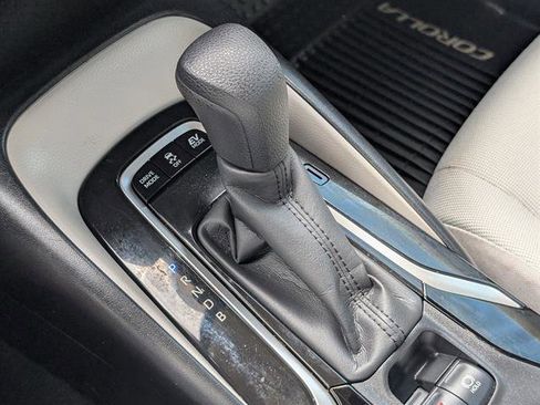 Certified 2020 Toyota Corolla LE image 21