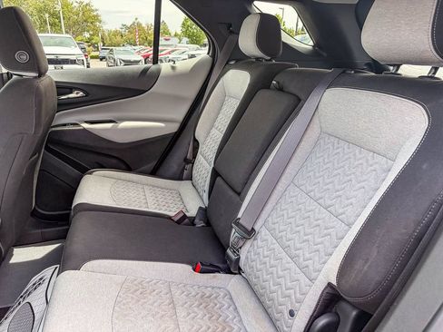 Used 2022 Chevrolet Equinox LS w/ LS Convenience Package FWD image 40