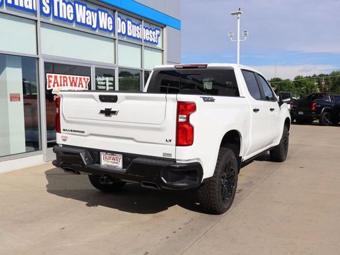 New 2026 Chevrolet Silverado 1500 LT Trail Boss w/ LT Trail Boss Premium Package AWD/4WD image 3