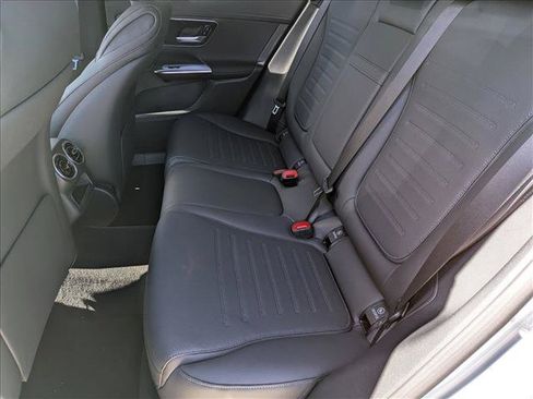 New 2026 Mercedes-Benz GLC 300 image 14