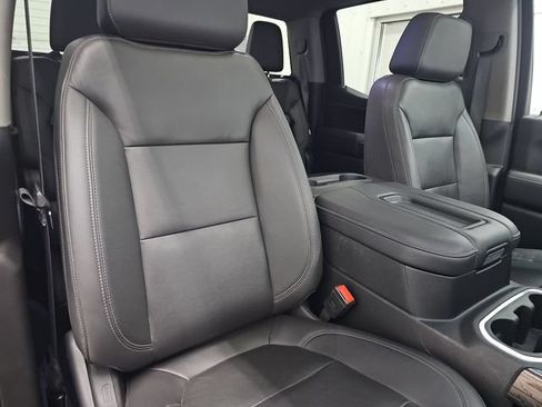 Used 2021 Chevrolet Silverado 1500 LT Trail Boss w/ Convenience Package II AWD/4WD image 28