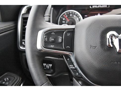 Used 2025 RAM 1500 Laramie AWD/4WD image 23