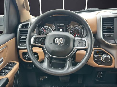 Used 2019 RAM 1500 Big Horn AWD/4WD image 17