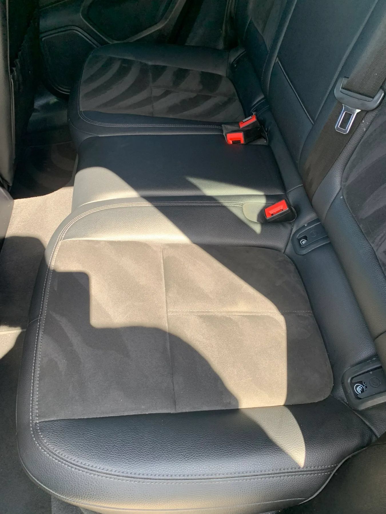 Used 2019 Porsche Macan AWD/4WD image 17