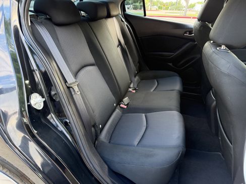 Used 2015 MAZDA MAZDA3 i Sport image 17
