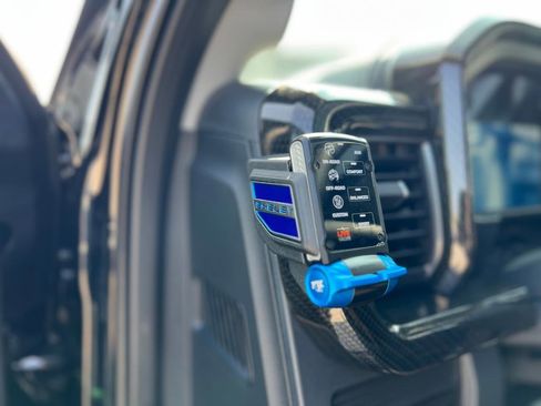 New 2025 Ford F250 Lariat w/ Lariat Ultimate Package image 28