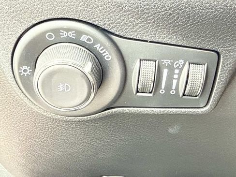 Used 2022 Jeep Compass High Altitude AWD/4WD image 15