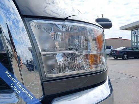 Used 2018 RAM 2500 Tradesman w/ Chrome Appearance Group image 4