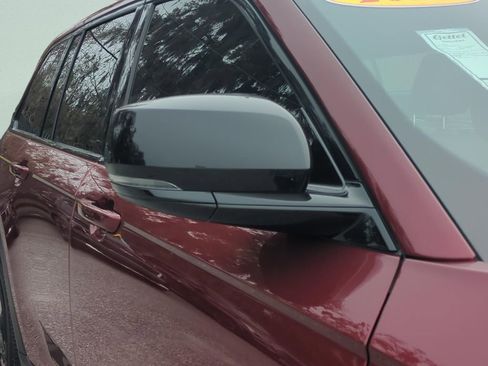 Used 2023 Jeep Grand Cherokee Altitude image 11