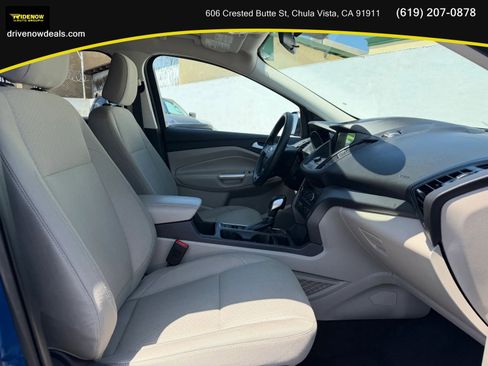 Used 2019 Ford Escape SE AWD/4WD image 13