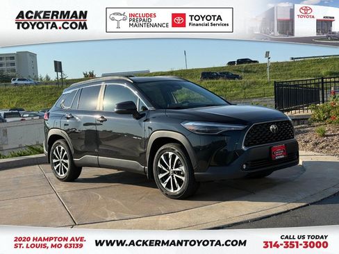 Certified 2025 Toyota Corolla Cross XLE w/ Convenience Package AWD/4WD image 1