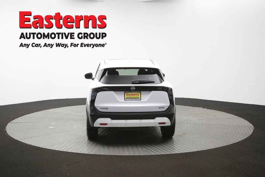 Used 2025 Nissan Kicks SV w/ SV Premium Package AWD/4WD image 38