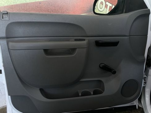 Used 2010 Chevrolet Silverado 2500 W/T image 19