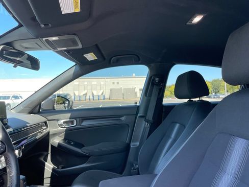 Used 2025 Honda Civic Sport image 28