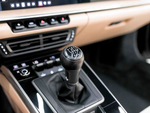 Used 2021 Porsche 911 Carrera S RWD image 48
