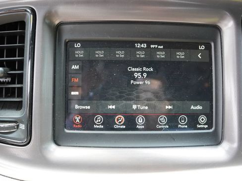Certified 2022 Dodge Challenger SXT w/ Driver Convenience Group RWD image 5