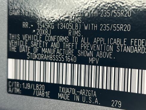 Certified 2025 Toyota Highlander Limited image 29