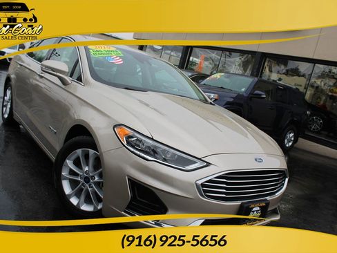 Used 2019 Ford Fusion SEL image 1