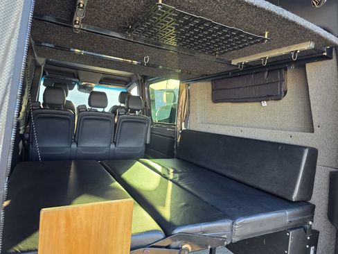 Used 2021 Mercedes-Benz Sprinter 2500 image 38