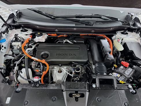 Certified 2025 Honda CR-V Sport Touring image 10