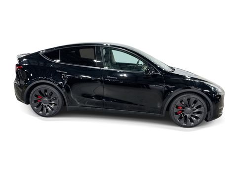 Certified 2023 Tesla Model Y Performance AWD/4WD image 7
