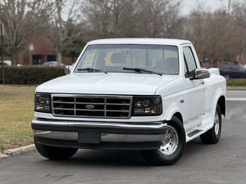 Used 1994 Ford F150 XL image 1