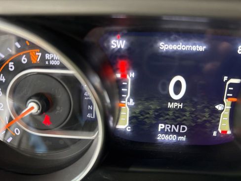 Used 2022 Jeep Wrangler Sport AWD/4WD image 19