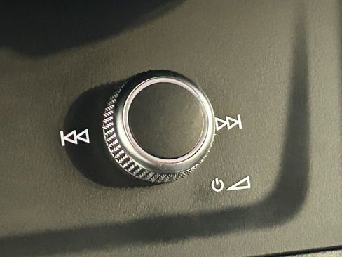 Used 2023 Audi Q3 2.0T Premium w/ Black Optic Sport Package image 52