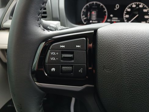 Used 2025 Honda Odyssey EX-L image 11