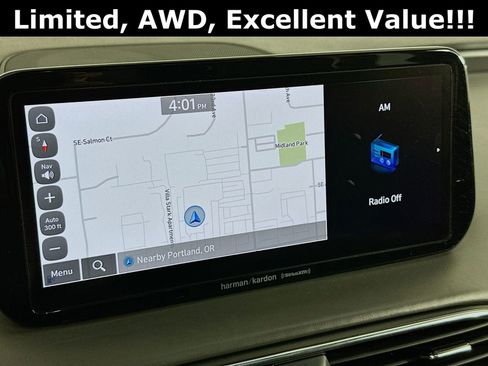 Used 2023 Hyundai Santa Fe Limited image 13