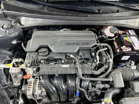 Used 2023 Hyundai Elantra SEL w/ Convenience Package FWD image 29