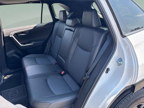 Used 2023 Toyota RAV4 XSE AWD/4WD image 21