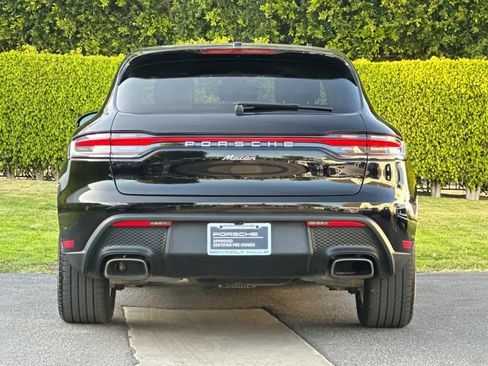 Certified 2025 Porsche Macan AWD/4WD image 7