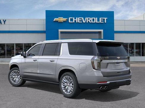 New 2025 Chevrolet Suburban High Country image 40