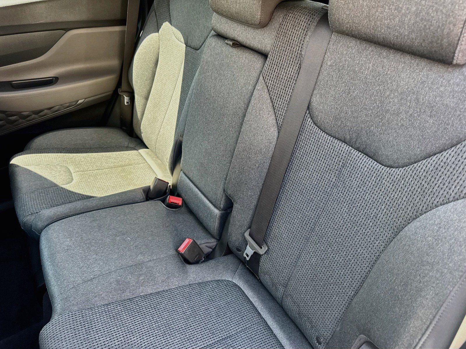 Used 2019 Hyundai Santa Fe SE AWD/4WD image 14