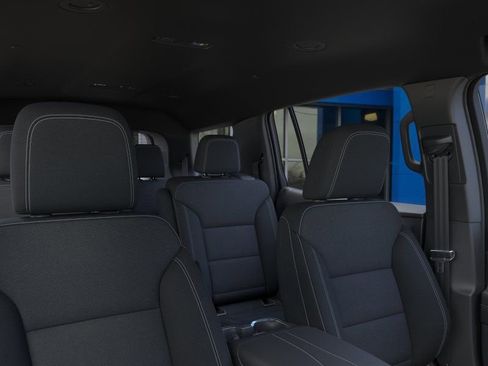 New 2026 Chevrolet Traverse LT w/ Driver Confidence Package image 32