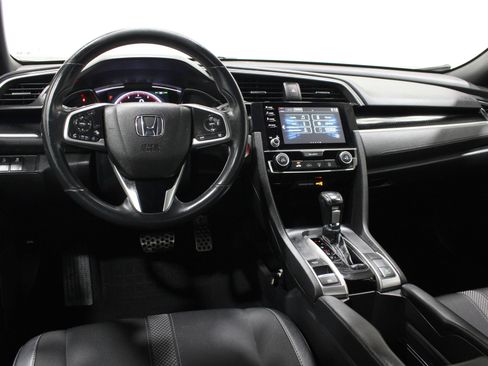 Used 2020 Honda Civic Sport image 2