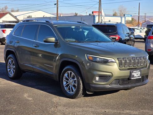 Used 2019 Jeep Cherokee Latitude Plus image 7